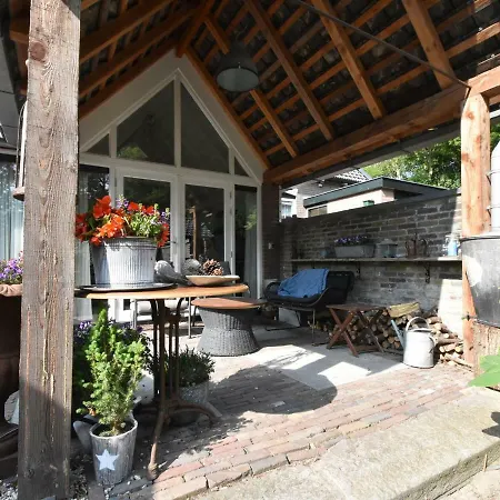 Дом отдыха Quaint Holiday In Near Sea